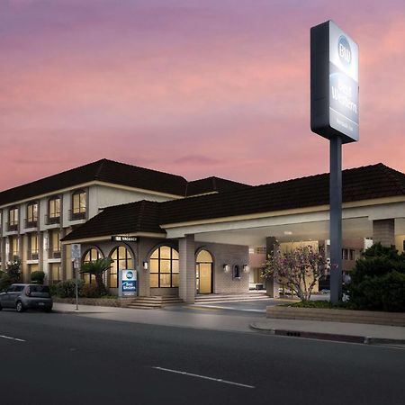 Best Western Norwalk Inn Екстериор снимка